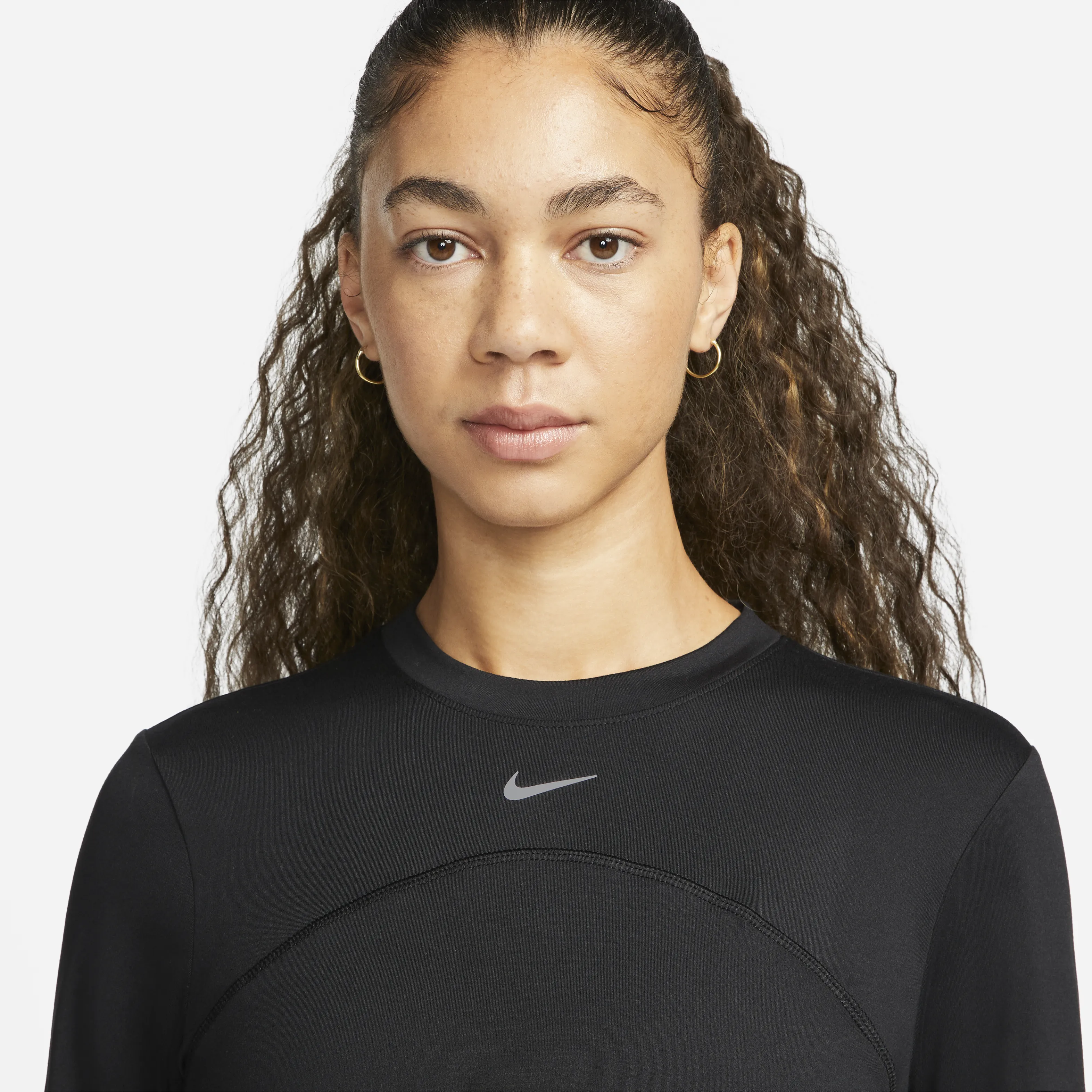 Nike Dri-FIT Swift Element UV-Women's Crew-Neck Running