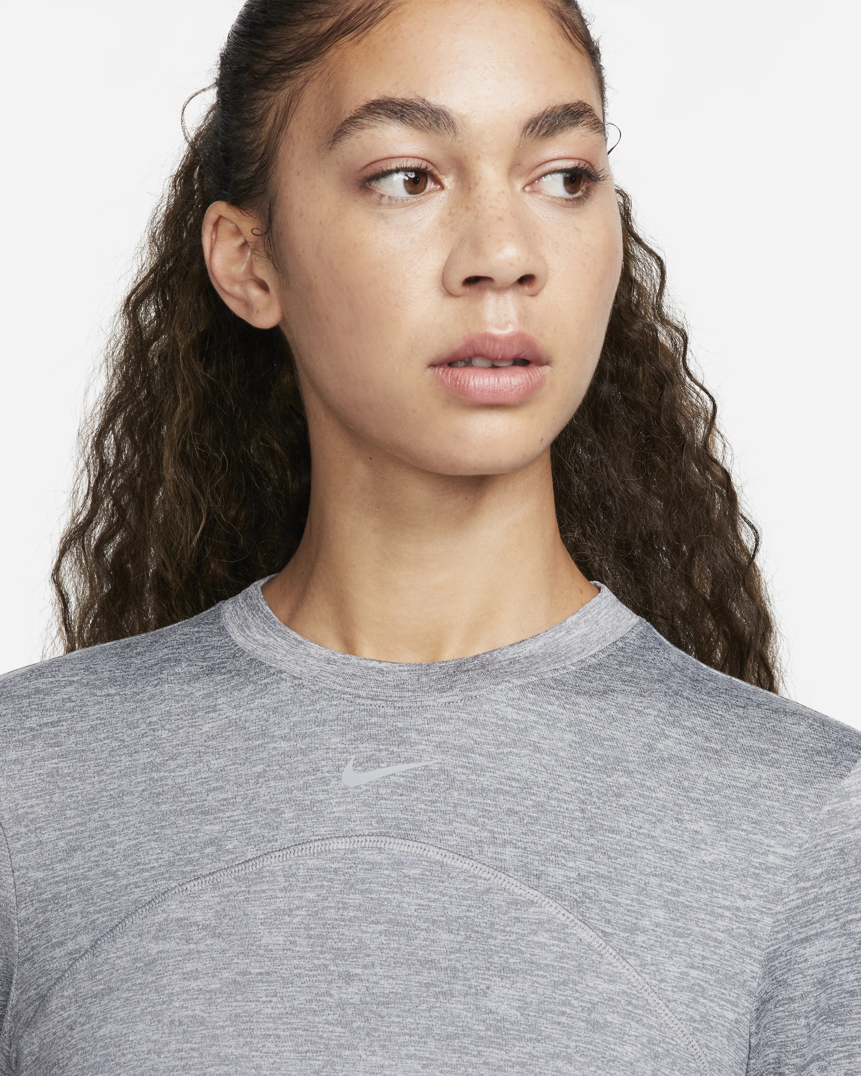Nike Dri-FIT Swift Element UV-Women's Crew-Neck Running