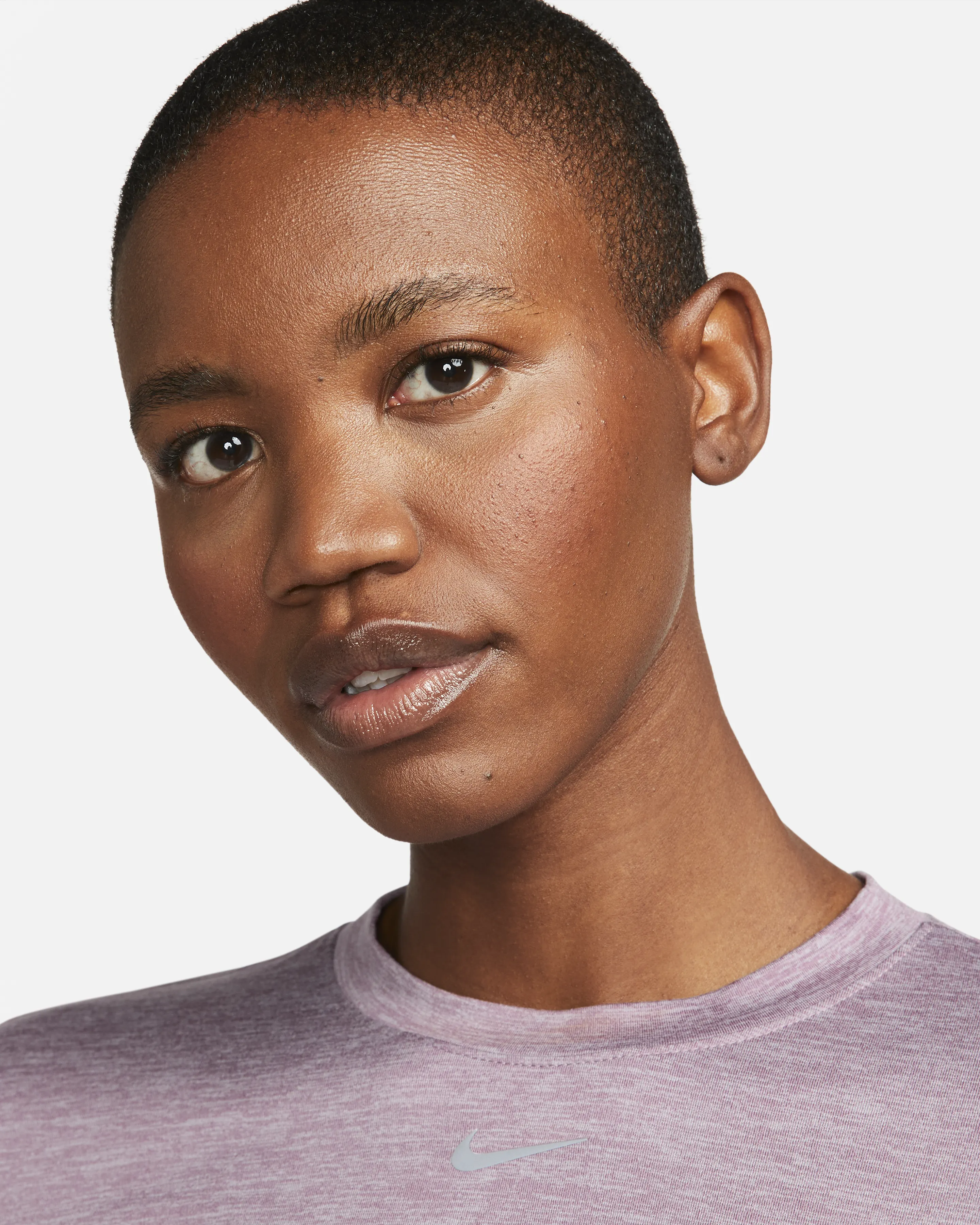 Nike Dri-FIT Swift Element UV-Women's Crew-Neck Running