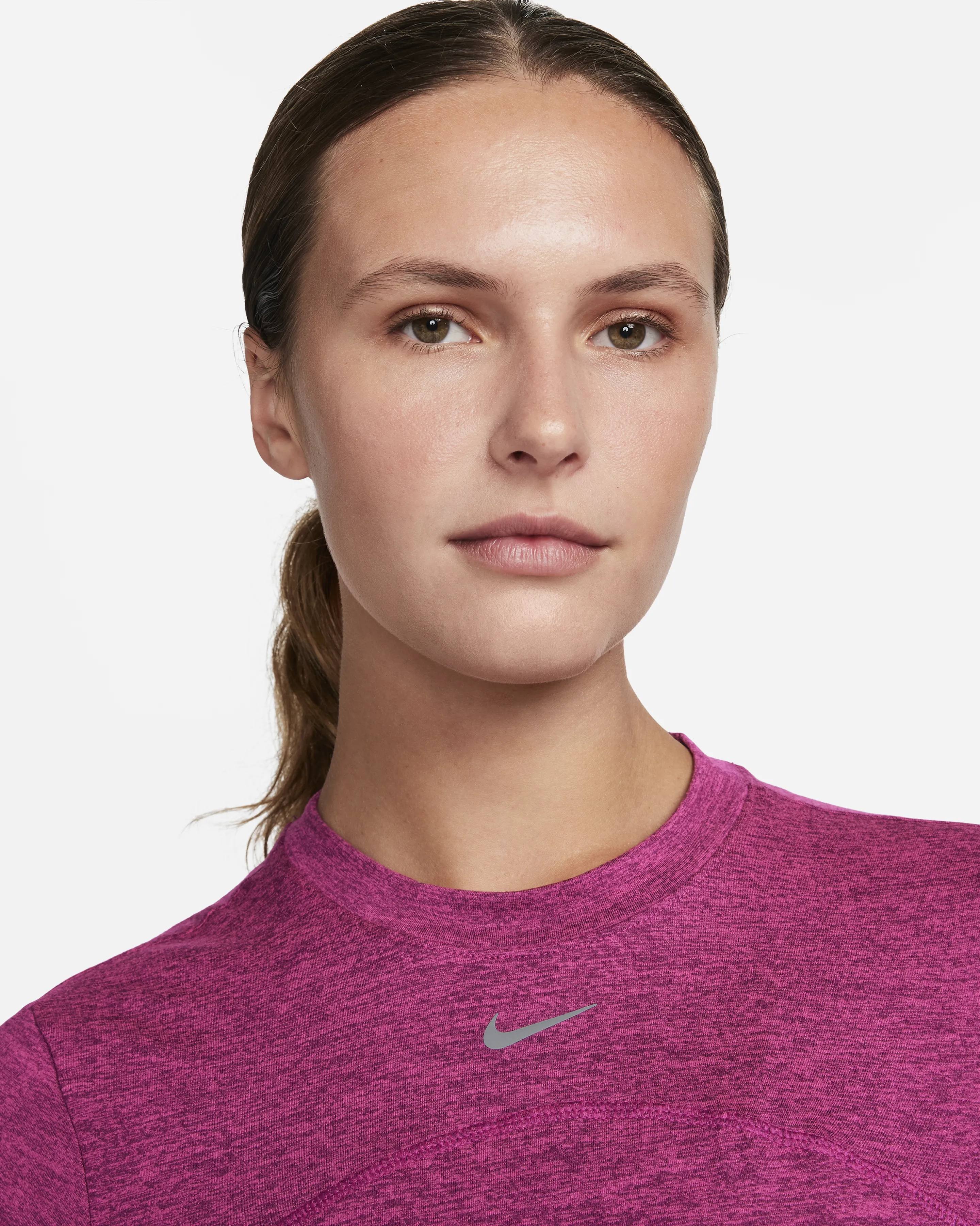 Nike Dri-FIT Swift Element UV-Women's Crew-Neck Running