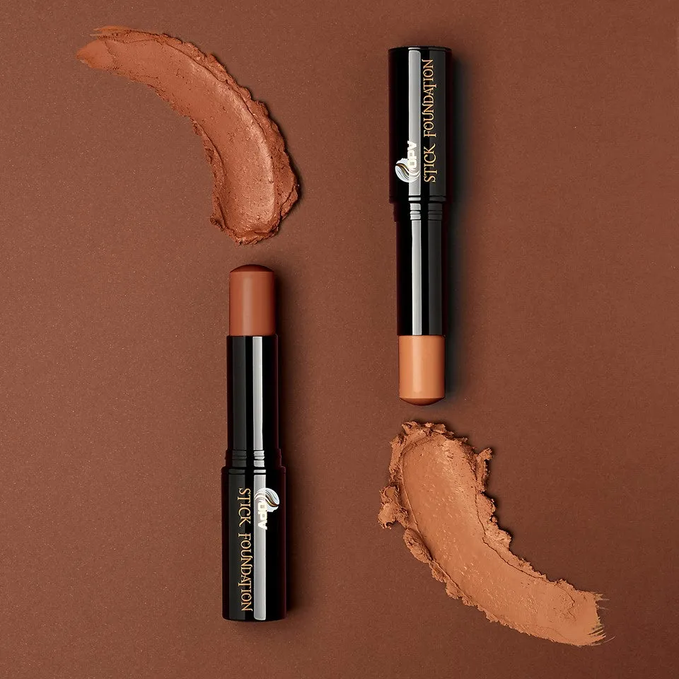 Stick Foundation in Latte